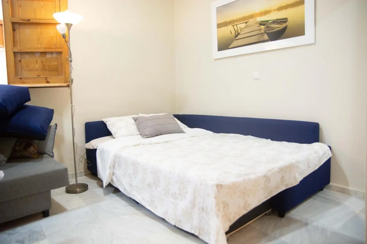 Practical Studio- 1Bth- Las Setas Seville Apartment